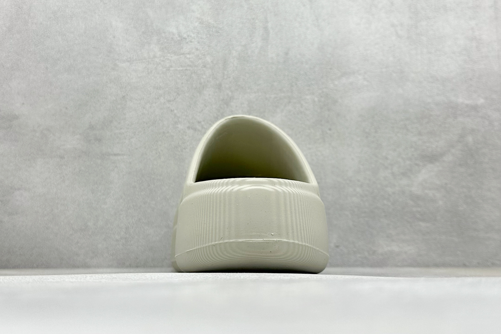 AdidOriginals AdiFOM Superstar Mule 阿迪今夏爆款包头鸭鸭拖鞋 IE0757