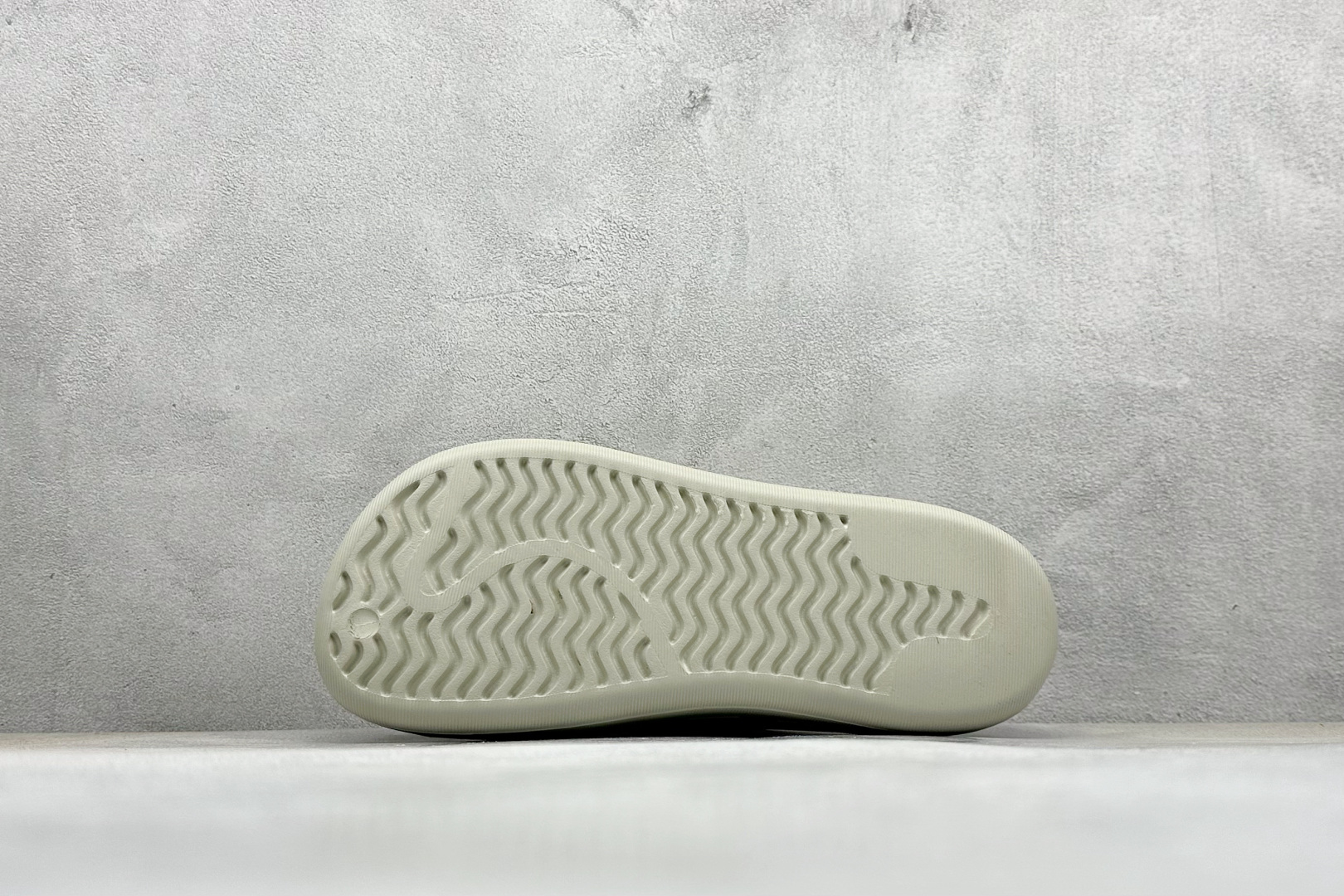 AdidOriginals AdiFOM Superstar Mule 阿迪今夏爆款包头鸭鸭拖鞋 IE0757