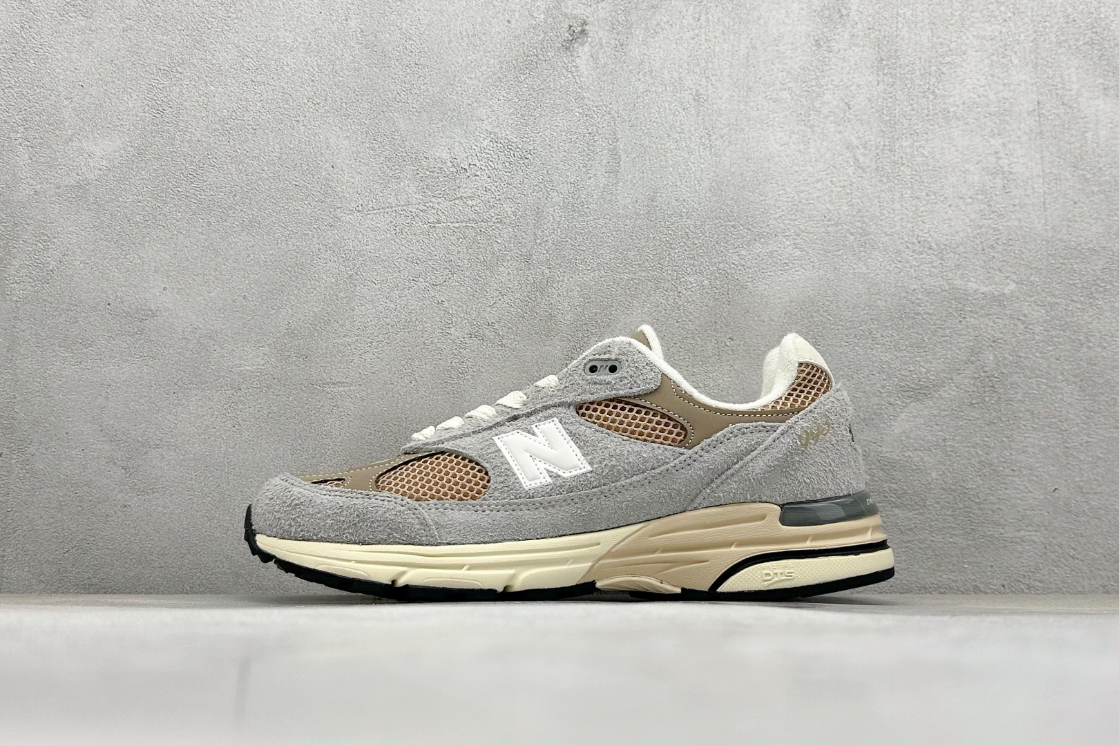 New Balance NB Made In USA M993系列美产血统经典复古休闲运动百搭老爹跑步鞋 U993GG
