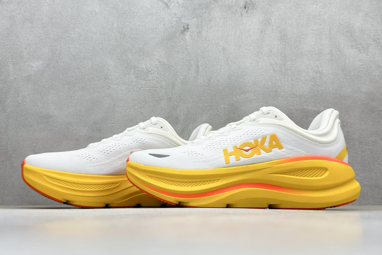  放店私
RS版HOKA ONE ONE Bondi 9 舒适防滑耐磨低帮休闲跑步鞋 

货号：/FNF