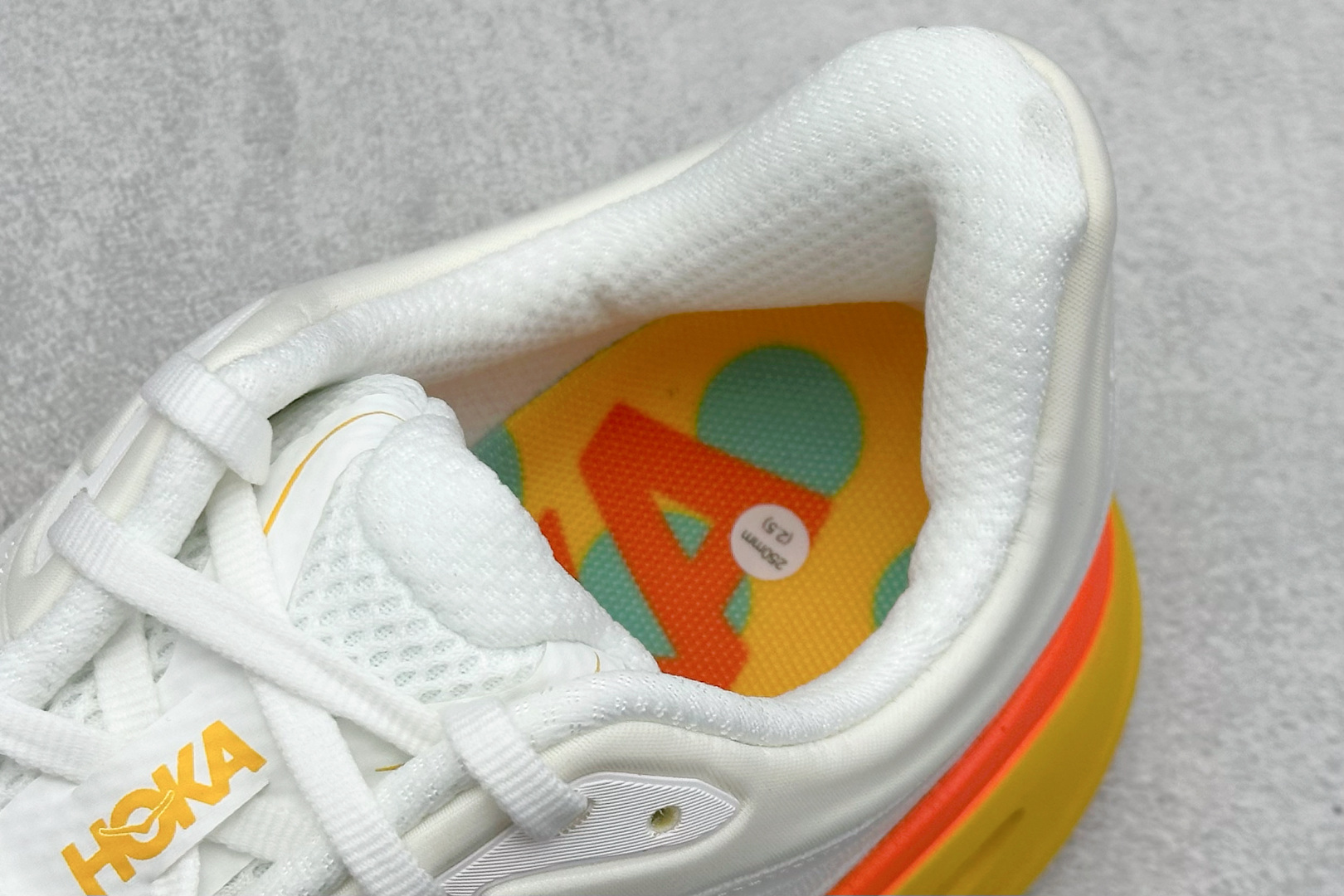  放店私
RS版HOKA ONE ONE Bondi 9 舒适防滑耐磨低帮休闲跑步鞋 

货号：/FNF