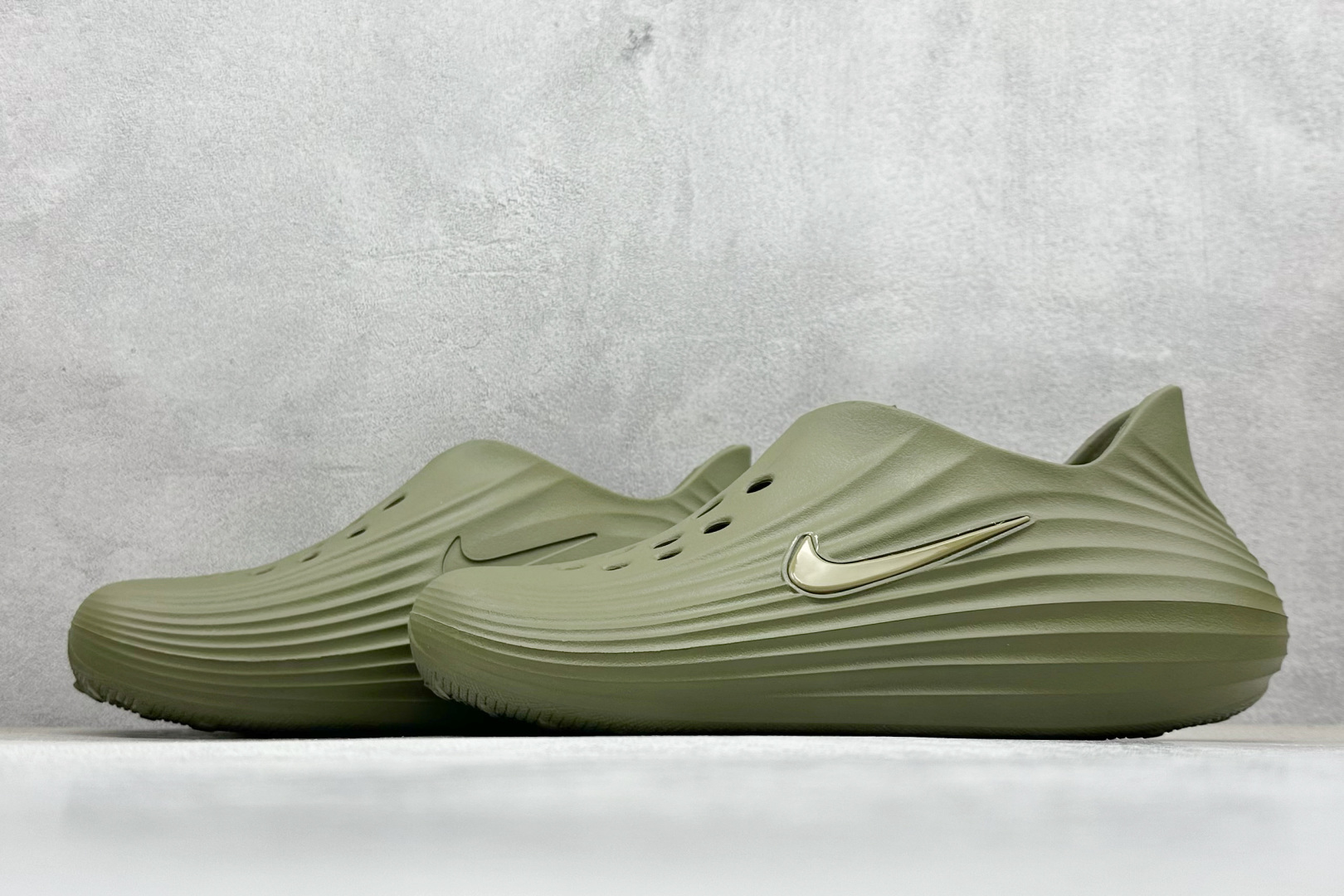 图片[5]-Nike ReactX Rejuven8 Slide 耐克夏日穿搭凉鞋  #采用质感柔软且出众回弹的 ReactX泡绵，缔造非凡舒适的日常穿着体验，助你保持活力。  货号：HV5060-201 尺码：35-40-选品中心