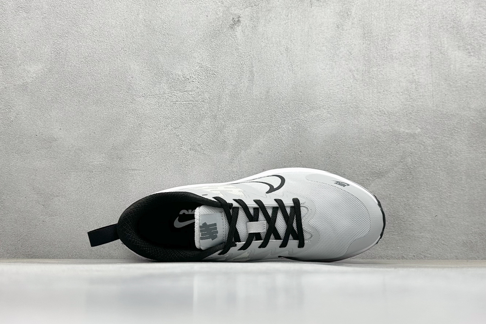 NIKE ZOOM PLUS 全新跑鞋 CK4318-148