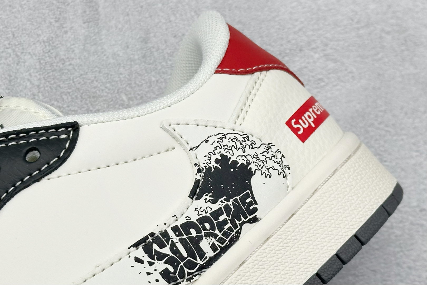 Travis Scott x Fragment Design x Air Jordan 1 Low SP AJ1 乔1 Supreme联名 米灰黑红尾 低帮文化休闲板鞋 QW5088-201