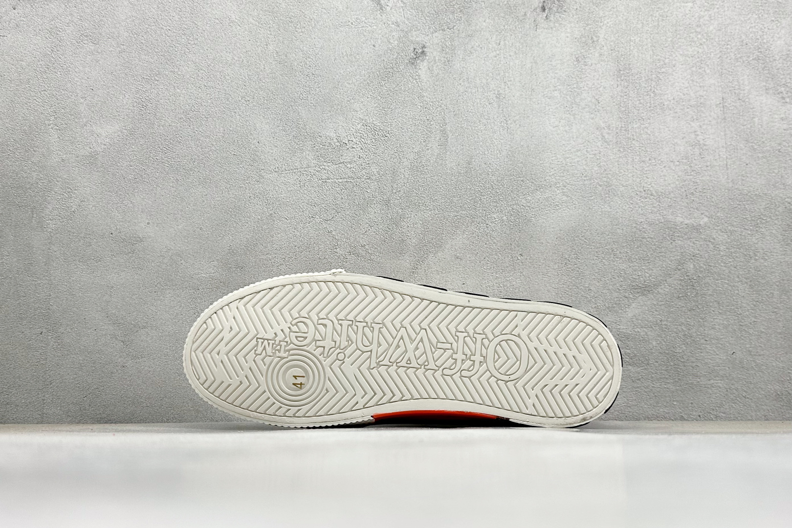 图片[4]-S版OFF-WHITE GYM SHOES LOVERS 舒适百搭防滑耐磨低帮帆布鞋  尺码：36 37 38 39 40 41 42 43 44 45 46 47-选品中心