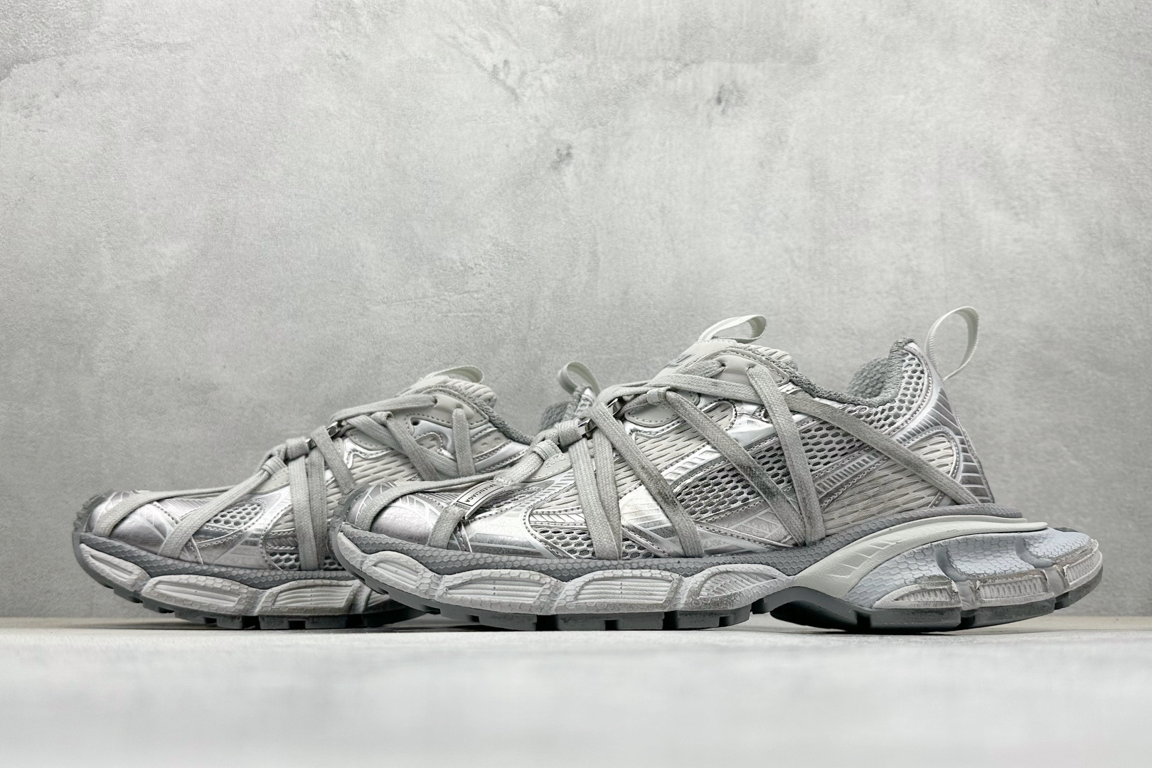 图片[5]-I8 巴黎十代 Balenciaga 巴黎世家 铁扣绑带Balenciaga Sneaker Tess s.Gomma 纯原版本 原装大盒 从里到外 一切百分百还原官方配置 顶级专供碾压市面一切真标版本 尺码：35-46-选品中心