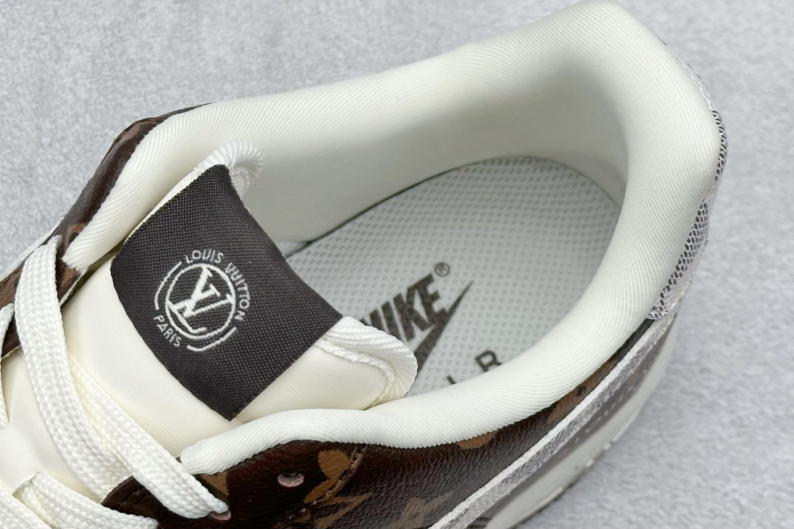 SC版Nike Air Force 1'07 Low LV联名 经典咖啡棕 空军一号低帮休闲板鞋 SC0601-558