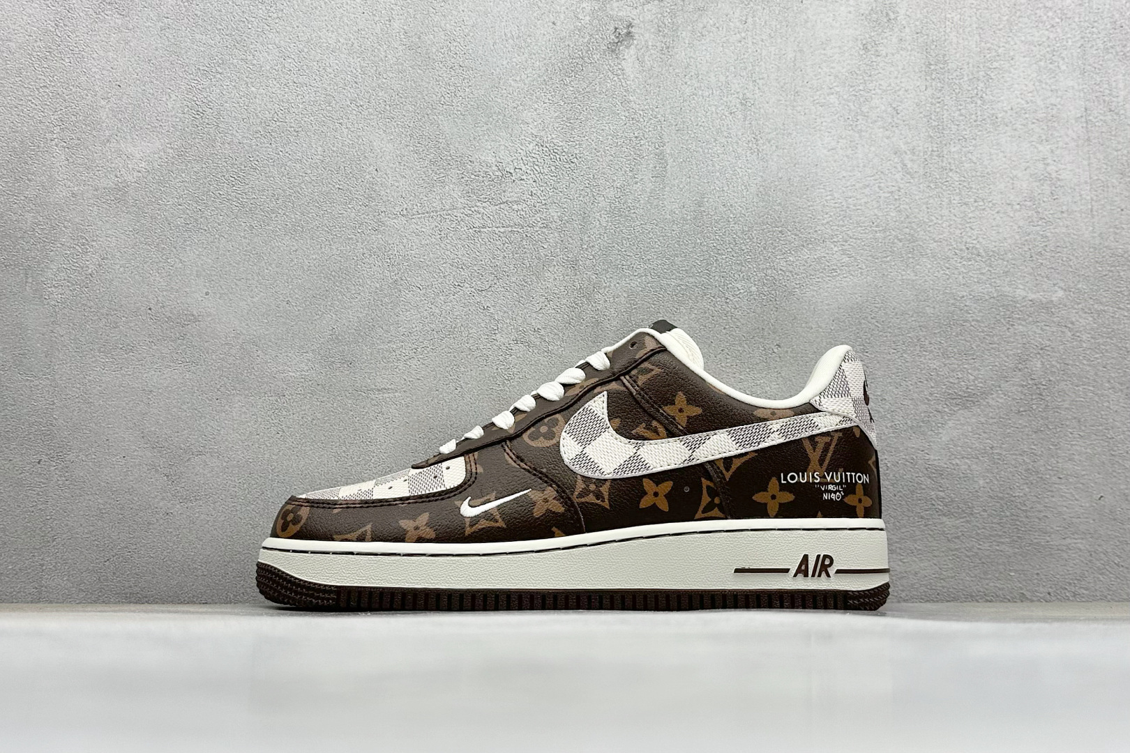 SC版Nike Air Force 1’07 Low LV联名 经典咖啡棕 空军一号低帮休闲板鞋 SC0601-558