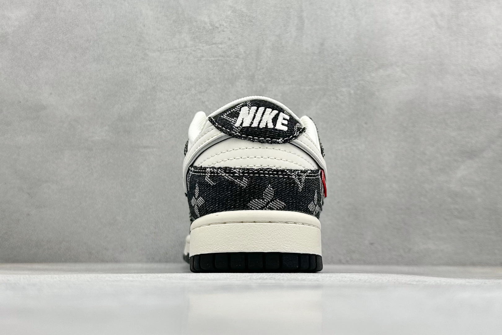 XC版Nike SB Dunk Low LV联名 双小勾牛仔 低帮休闲板鞋 YX5066-378