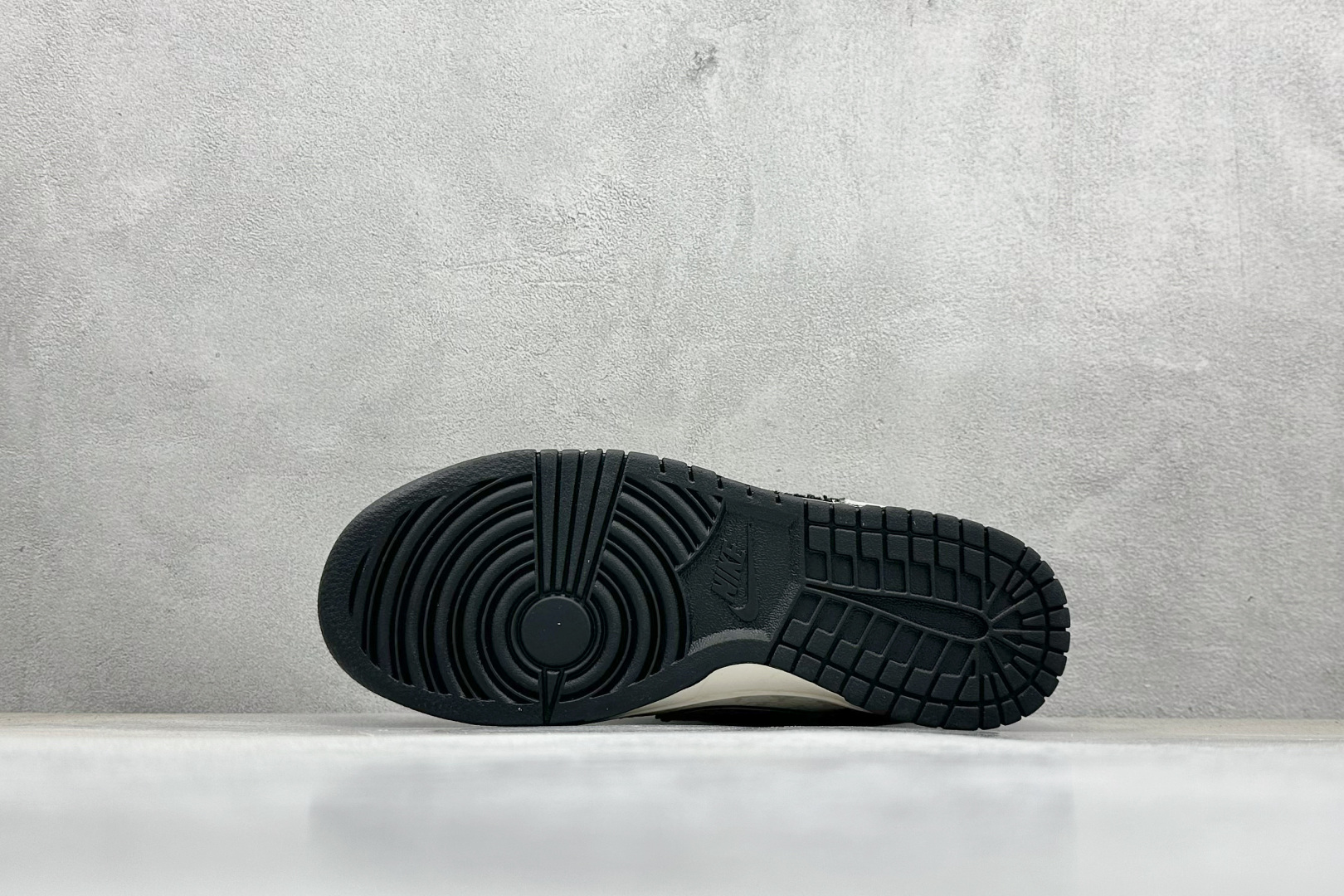 XC版Nike SB Dunk Low LV联名 双小勾牛仔 低帮休闲板鞋 YX5066-378