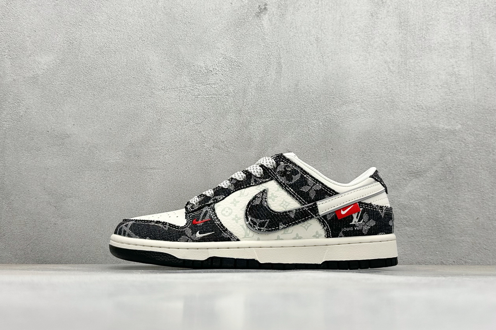 XC版Nike SB Dunk Low LV联名 双小勾牛仔 低帮休闲板鞋 YX5066-378