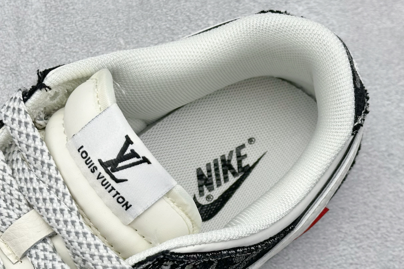 XC版Nike SB Dunk Low LV联名 双小勾牛仔 低帮休闲板鞋 YX5066-378