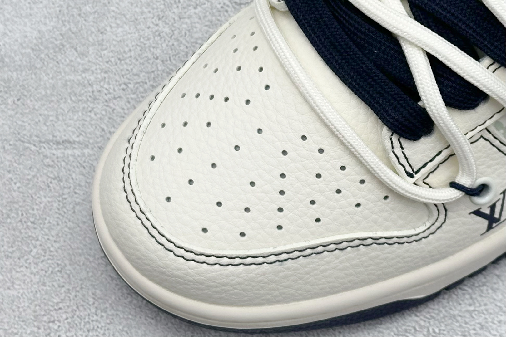 XC版Nike SB Dunk Low LV联名 海军蓝抽绳 低帮休闲板鞋 YX5066-370