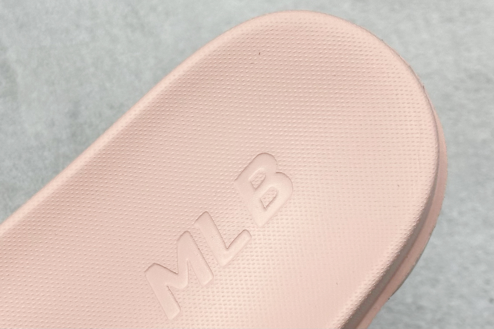 图片[8]-MLB 25夏季新款复古暗纹老花时尚休闲拖鞋 货号：36 36.5 37 38 38.5 39 40-选品中心