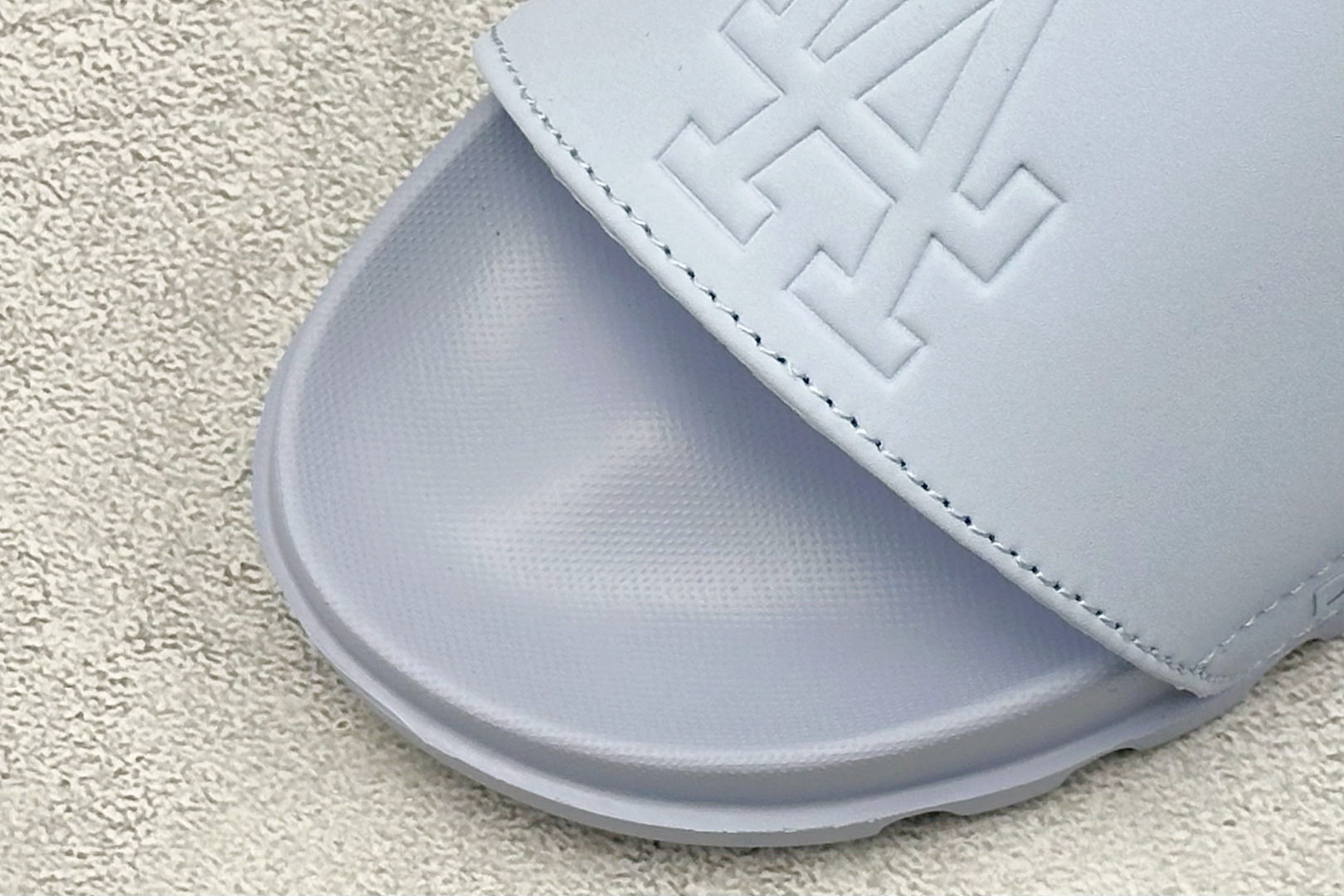 图片[7]-MLB 25夏季新款复古暗纹老花时尚休闲拖鞋 货号：36 36.5 37 38 38.5 39 40-选品中心