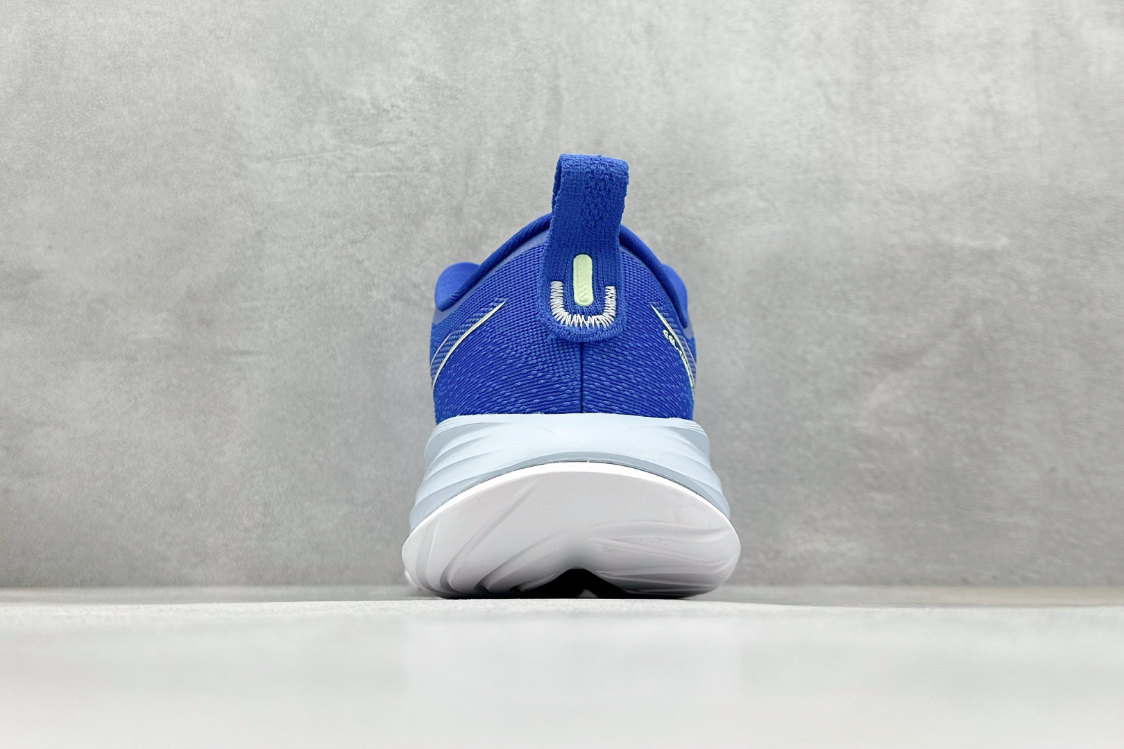 Asics Gel-Nimbus 27 舒适防滑耐磨低帮休闲跑步鞋 1011B772-400