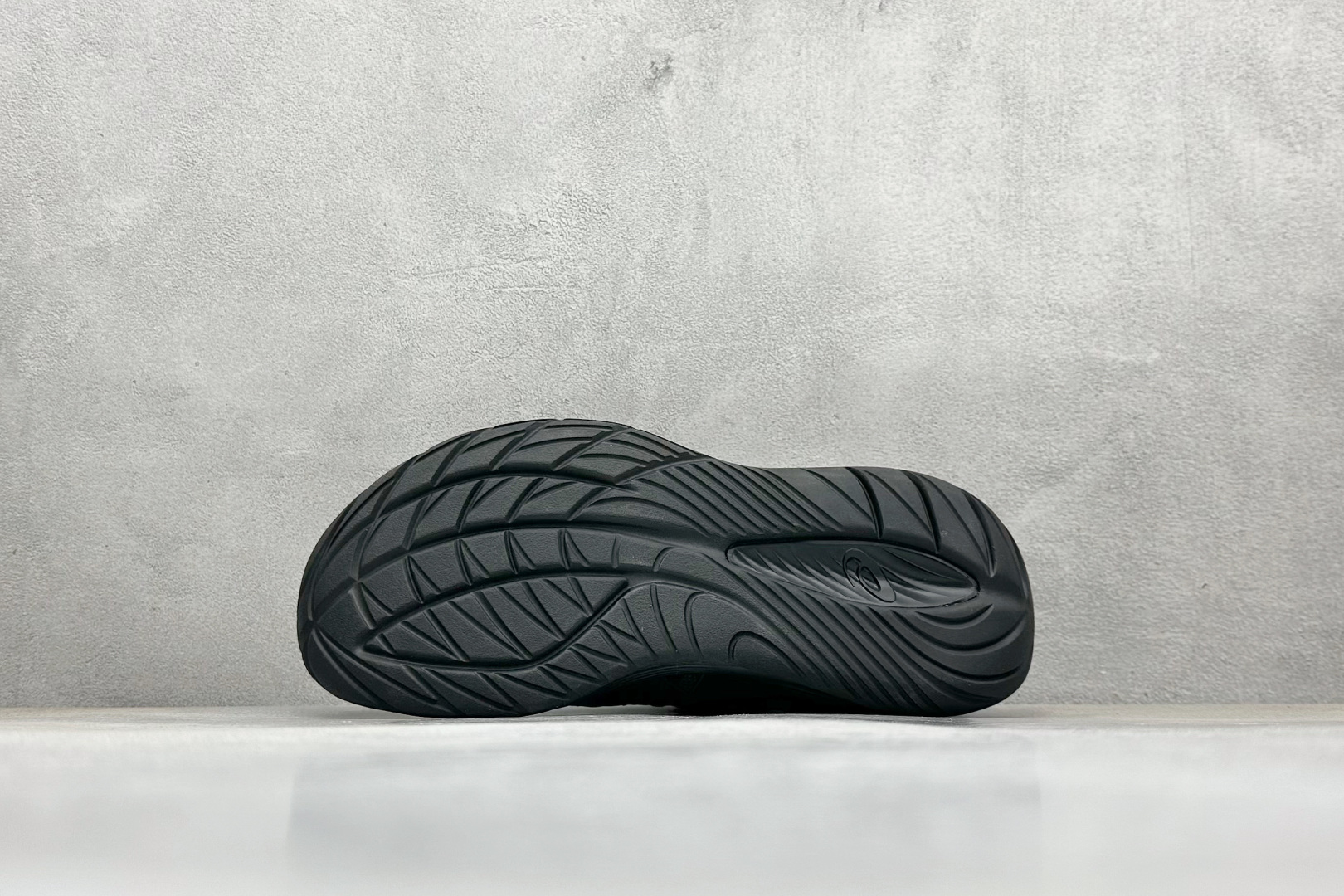 Asics Gel-Nimbus 27 舒适防滑耐磨低帮休闲跑步鞋 1011B960-003