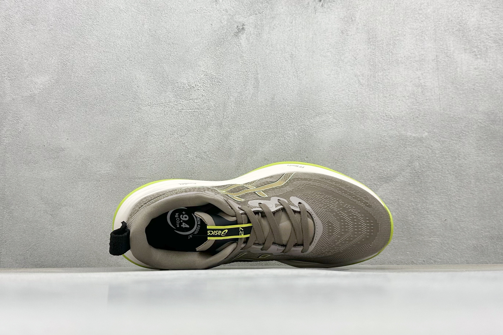 Asics Gel-Nimbus 27 舒适防滑耐磨低帮休闲跑步鞋 1012B772-100