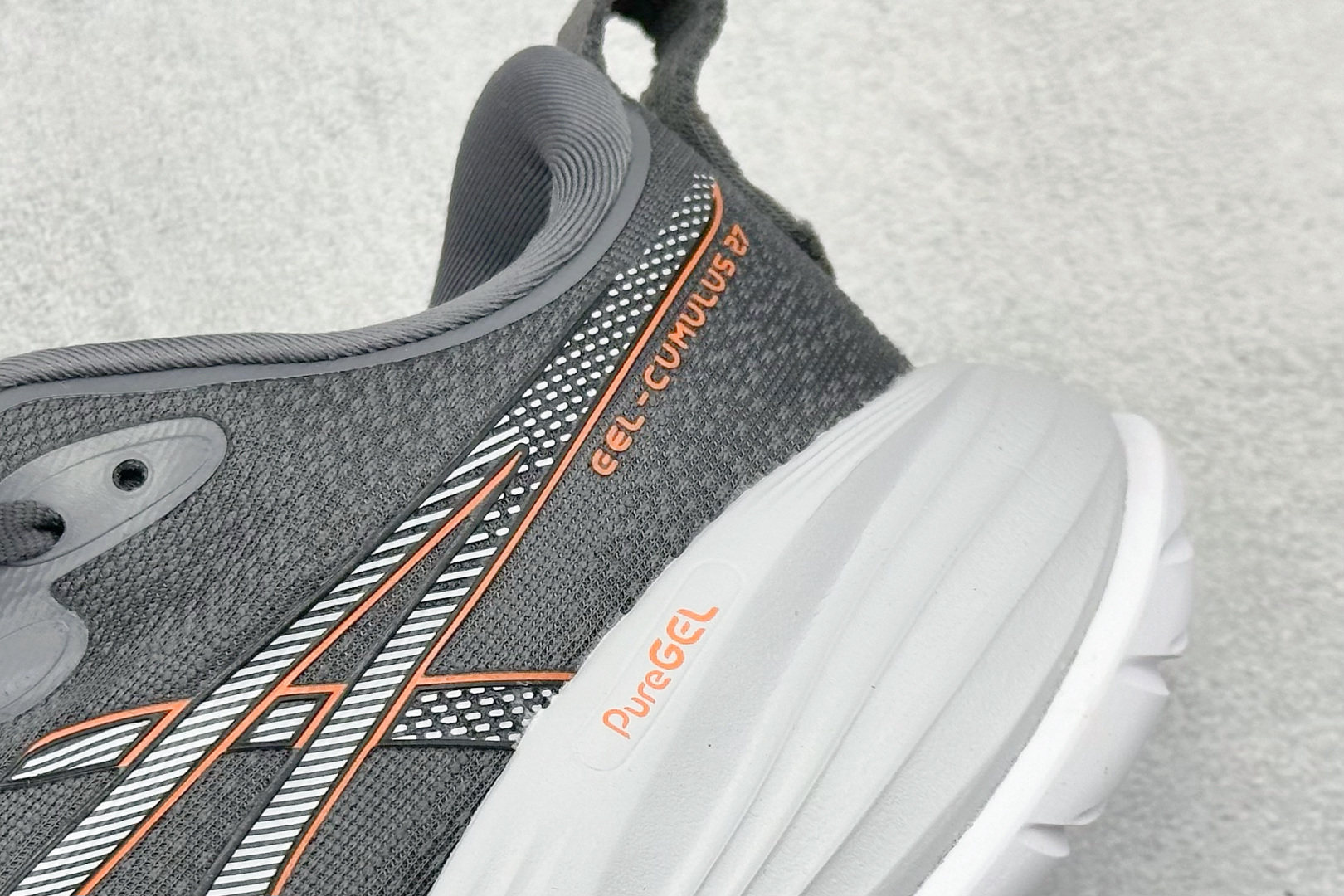 Asics Gel-Nimbus 27 舒适防滑耐磨低帮休闲跑步鞋 1011B960-021