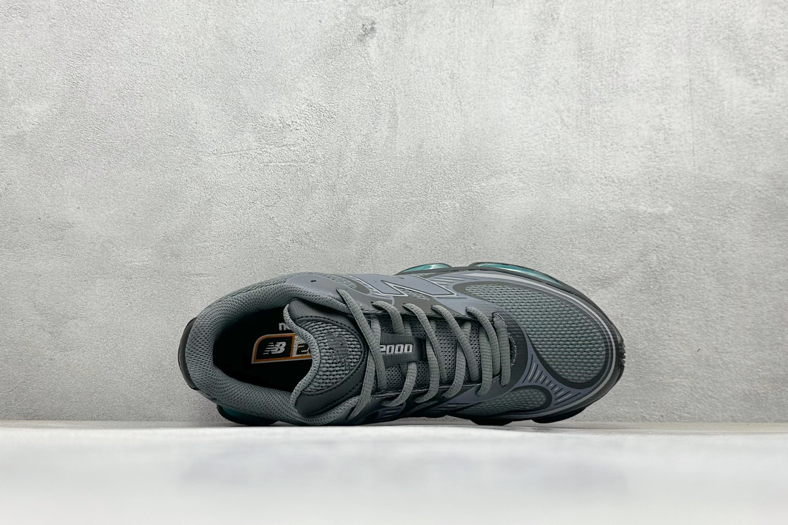 New Balance 新百伦 NB2000 网面休闲鞋 U20007