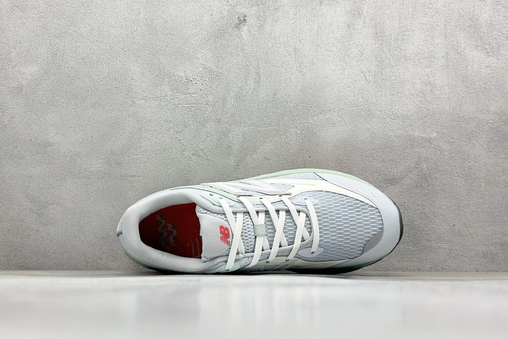 New Balance NB Fresh Foam UTRN系列 新百伦舒适耐磨低帮休闲跑步鞋 UTRNQD
