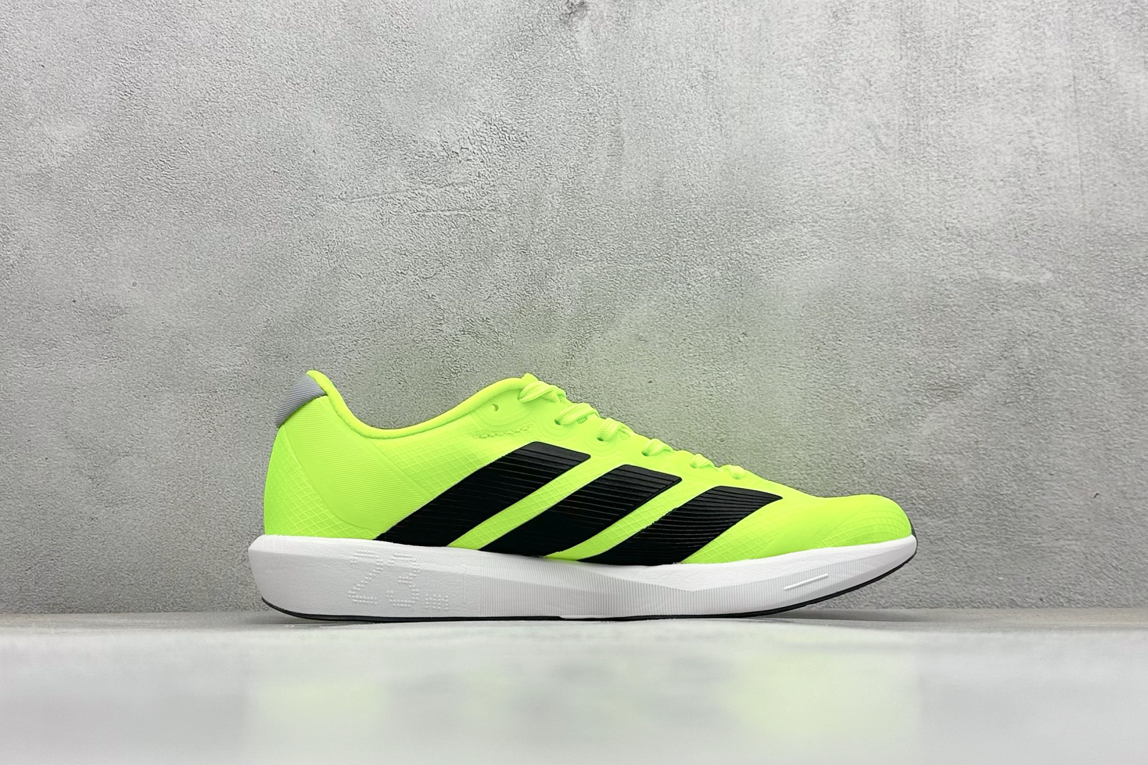 AdidAdizero BK 阿迪透气低帮跑步鞋 JP6533