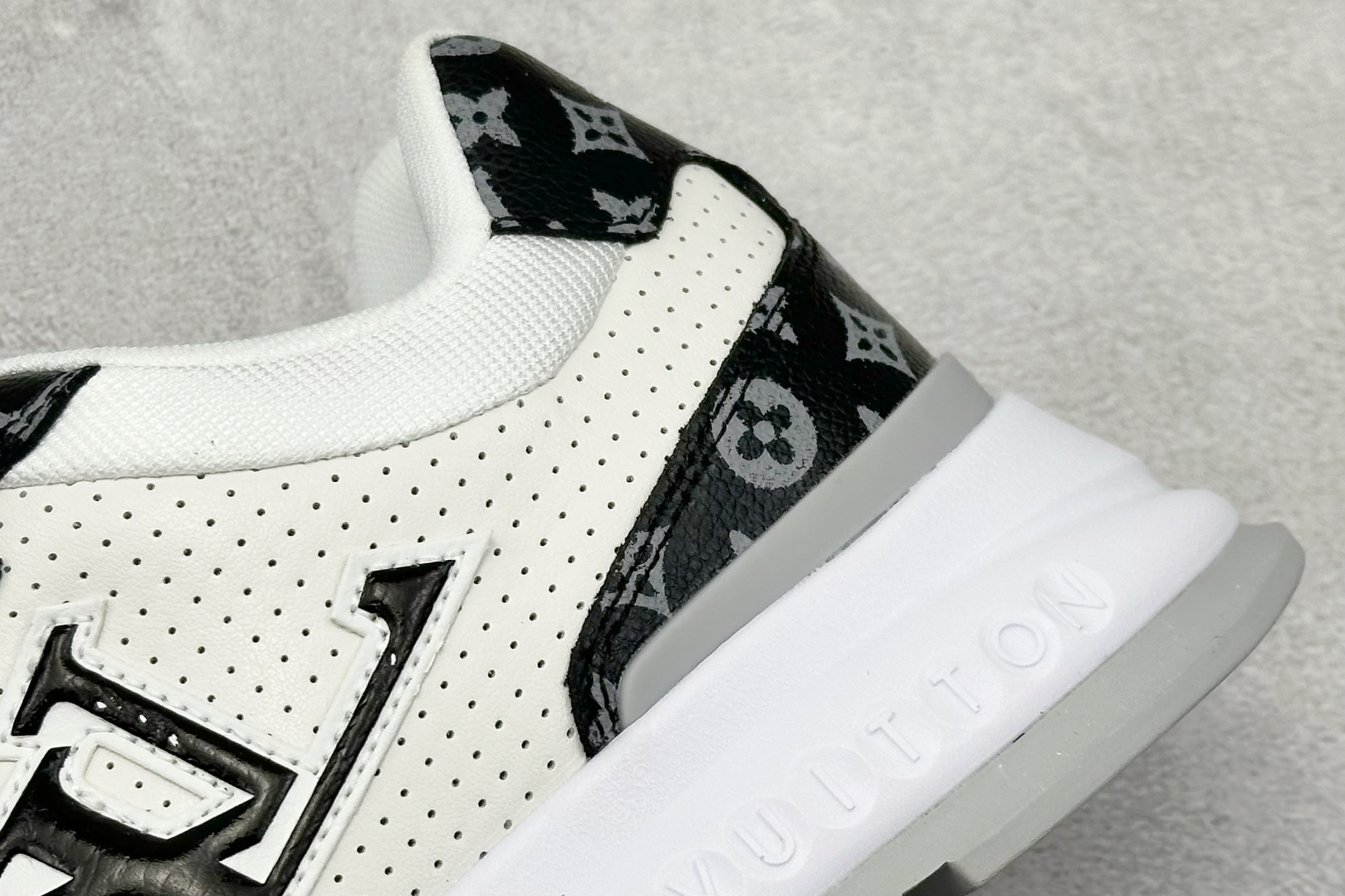 图片[9]-LV路易威登 Louis Vuitton Trainer Sneaker Low 低帮复古休闲运动文化百搭篮球板鞋 尺码：36-45-选品中心