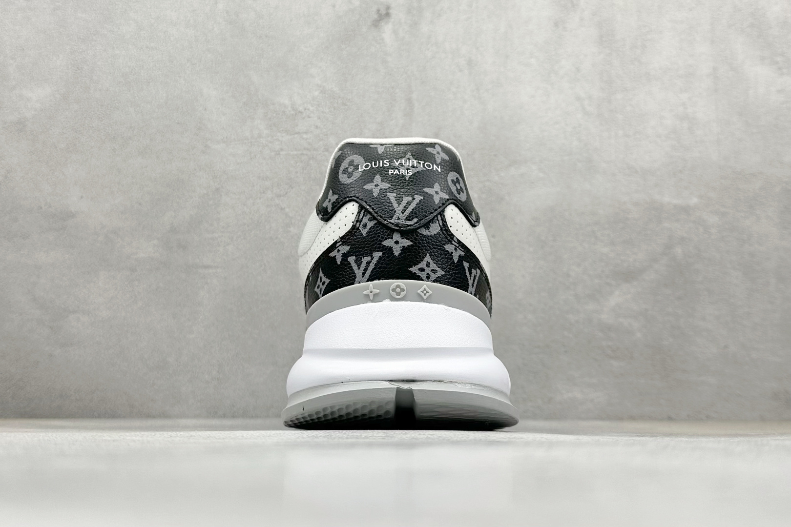 图片[6]-LV路易威登 Louis Vuitton Trainer Sneaker Low 低帮复古休闲运动文化百搭篮球板鞋 尺码：36-45-选品中心