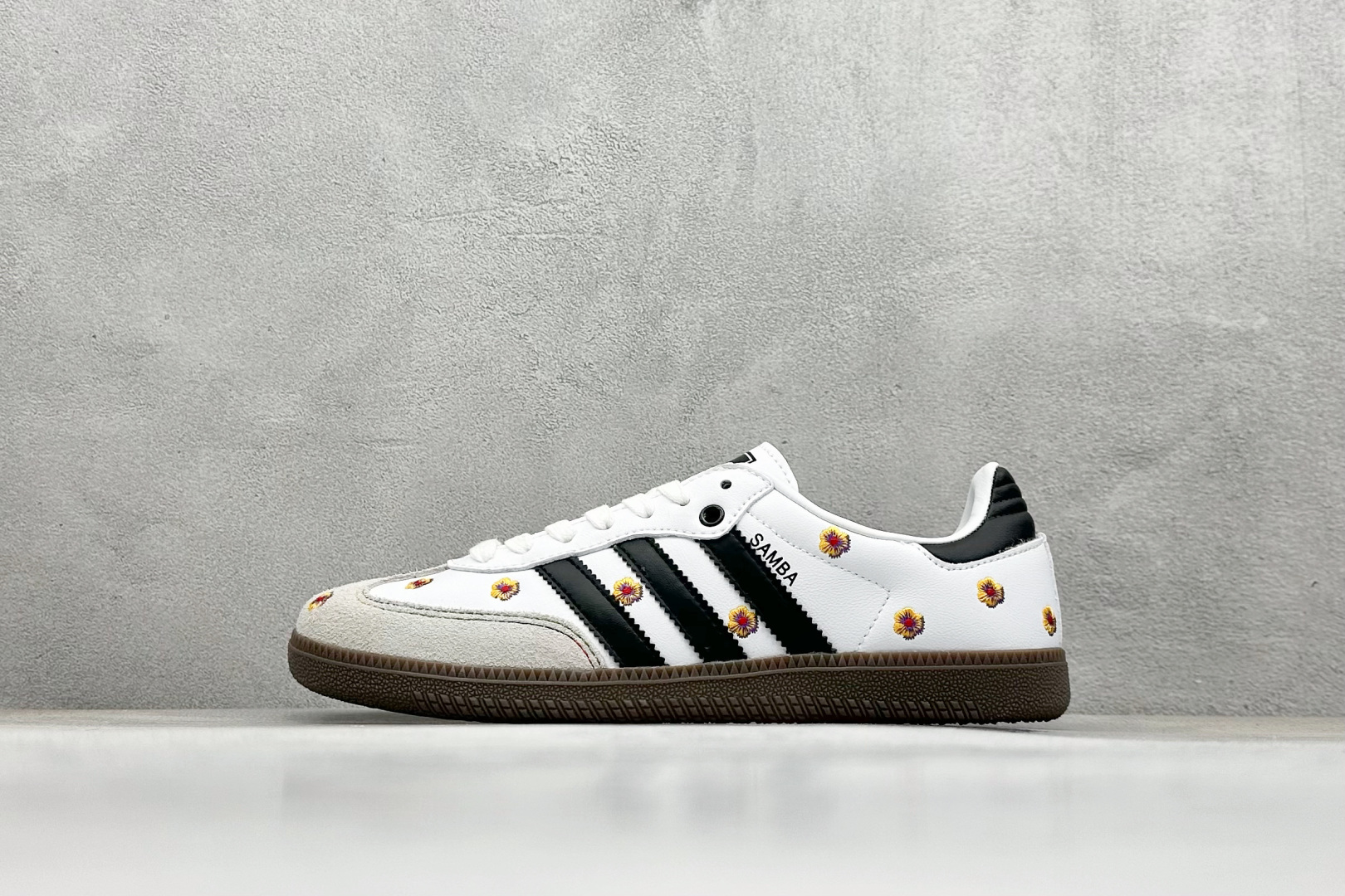 Adidoriginals Samba 灰白小花 IF4398