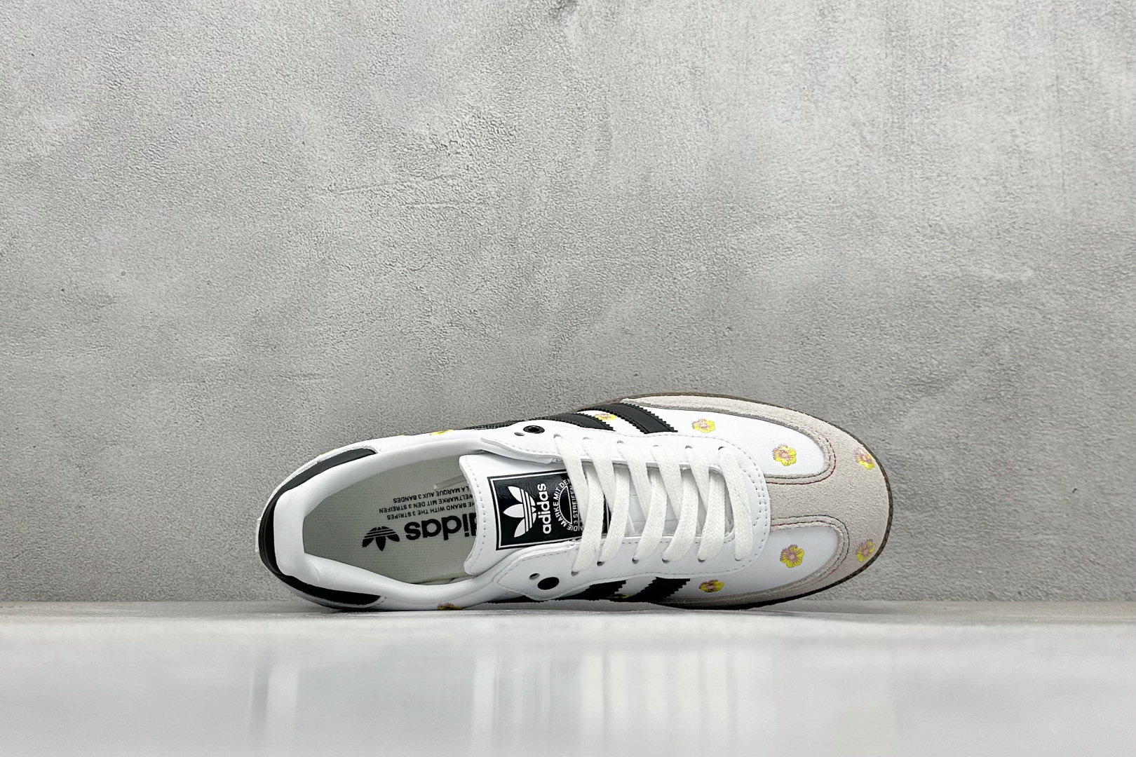 Adidoriginals Samba 灰白小花 IF4395