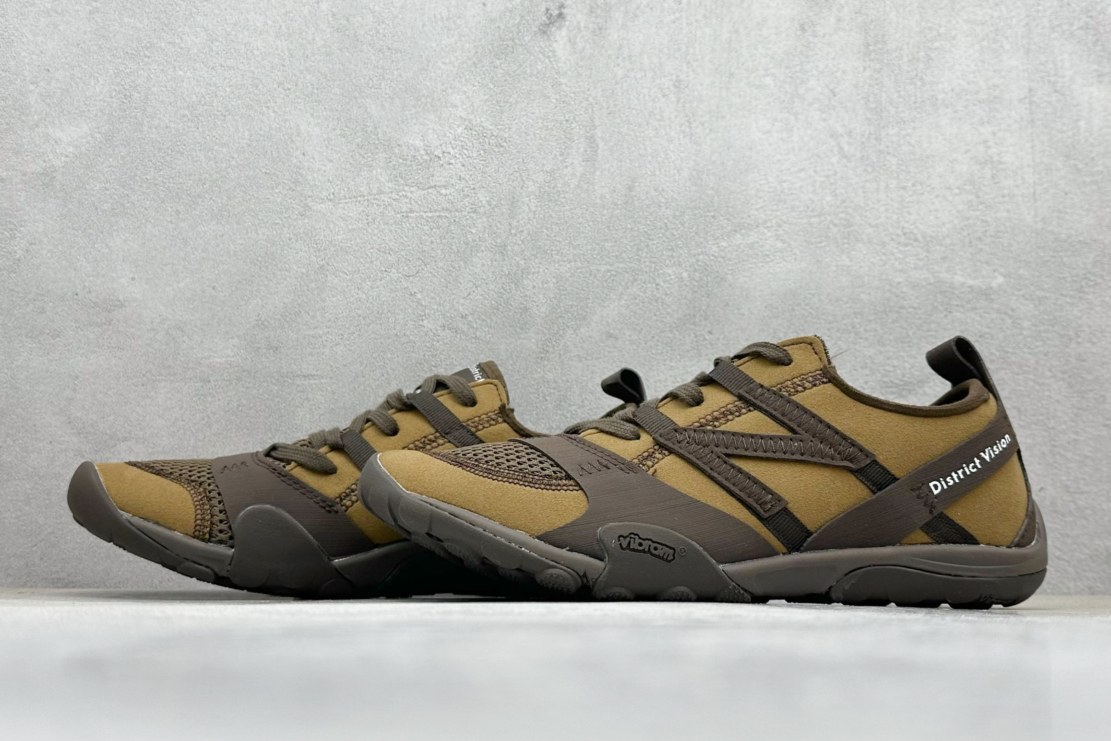 ISSEY MIYAKE/ x New Balance NB MT10O 舒适时尚 减震耐磨 低帮 生活休闲鞋 MT10ODN