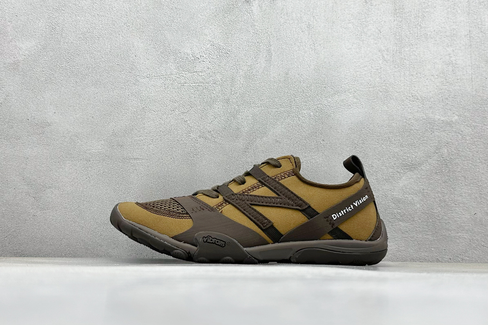 ISSEY MIYAKE/ x New Balance NB MT10O 舒适时尚 减震耐磨 低帮 生活休闲鞋 MT10ODN