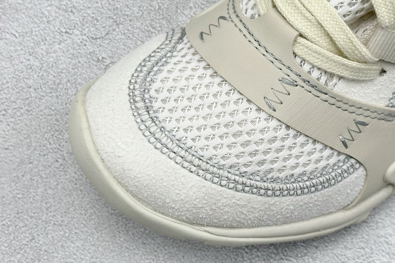 ISSEY MIYAKE/ x New Balance NB MT10O 舒适时尚 减震耐磨 低帮 生活休闲鞋 MT10ODI