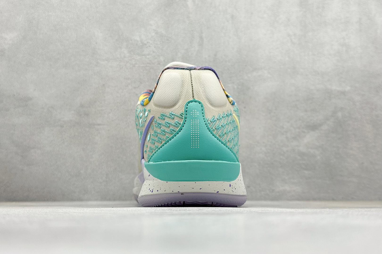 纯原Nike Sabrina 2 ”Court Vision” 萨布丽娜·约内斯库 签名款 实战系列篮球鞋 HQ1846-001