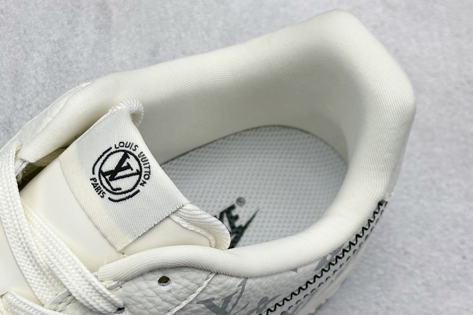 SC版Nike Air Force 1'07 Low LV联名 米白黑线 空军一号低帮休闲板鞋 SC0601-557