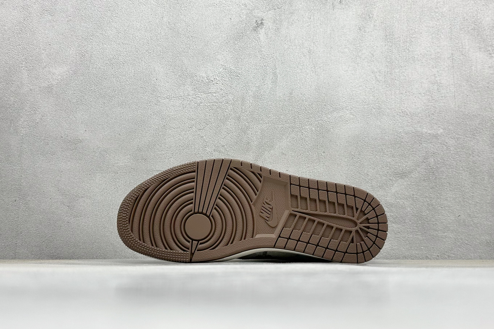 XC版Travis Scott x Fragment Design x Air Jordan 1 Low SP AJ1 乔1 LV联名 米棕布尾 低帮文化休闲板鞋 XS7089-605