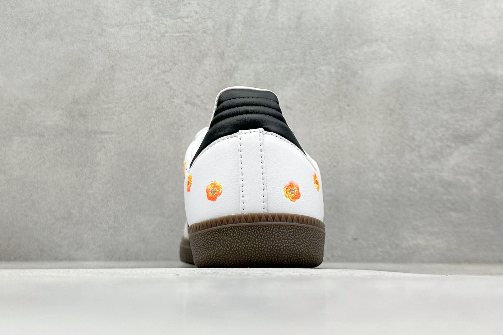 Adidoriginals Samba 灰白小花 IF4394