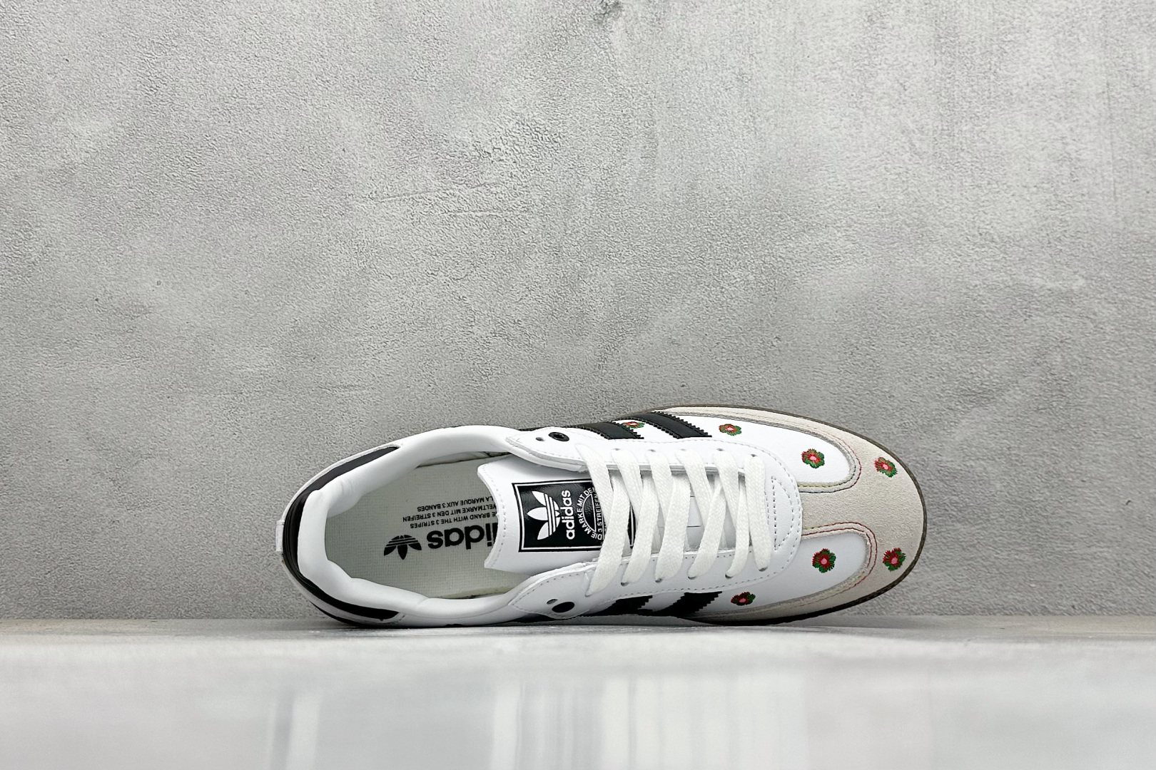 Adidoriginals Samba 灰白小花 IF4393