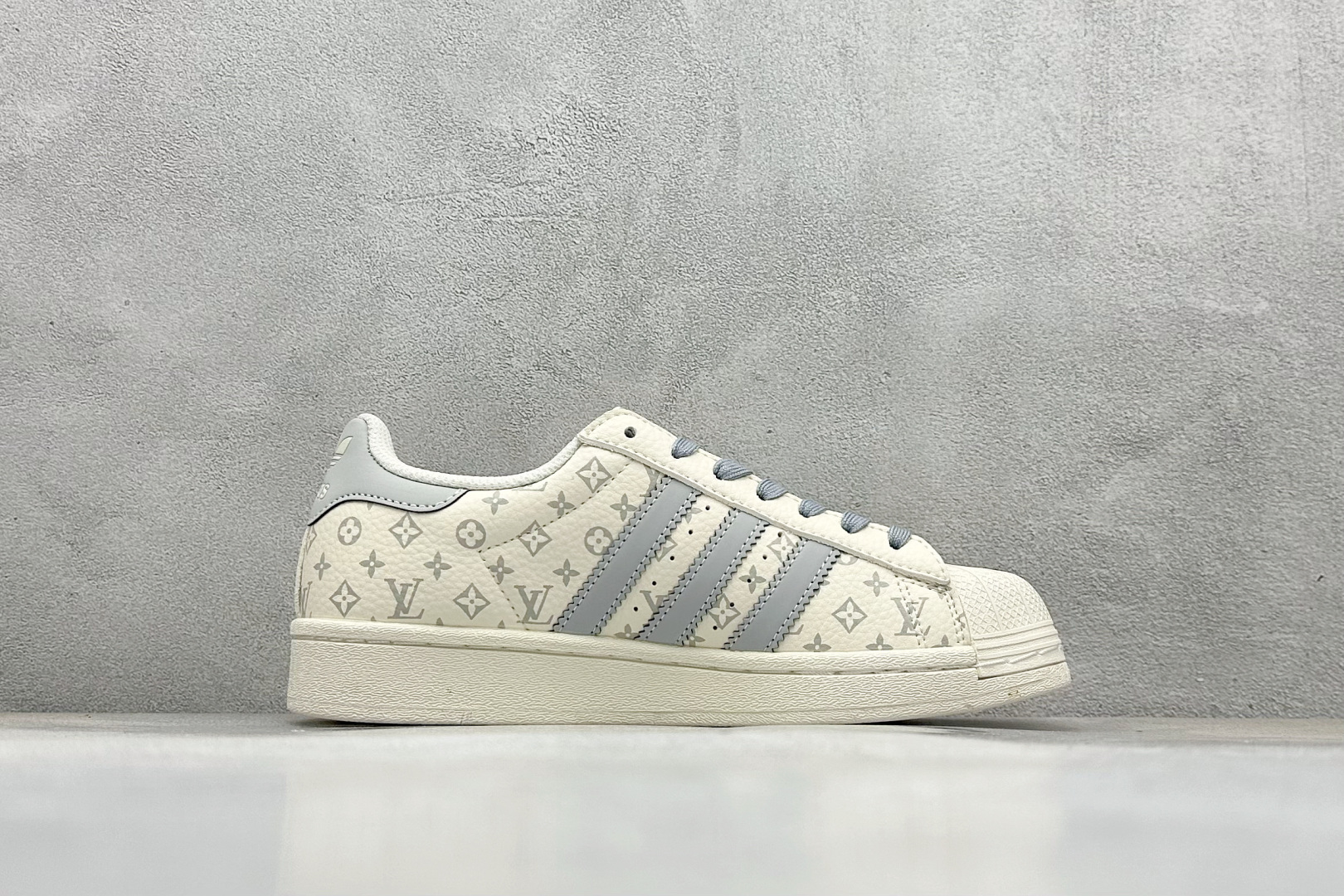 AD Originals Superstar x Louis Vuitt米灰 DS0012