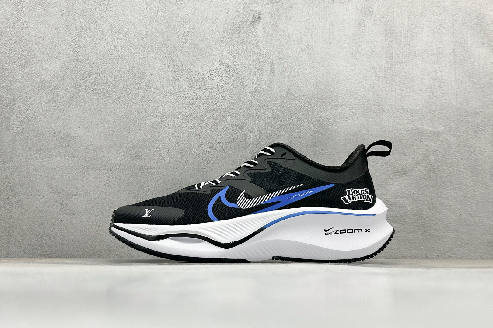 NIKE ZOOM PLUS 全新跑鞋 采用密度更高的材料 CK4318-157