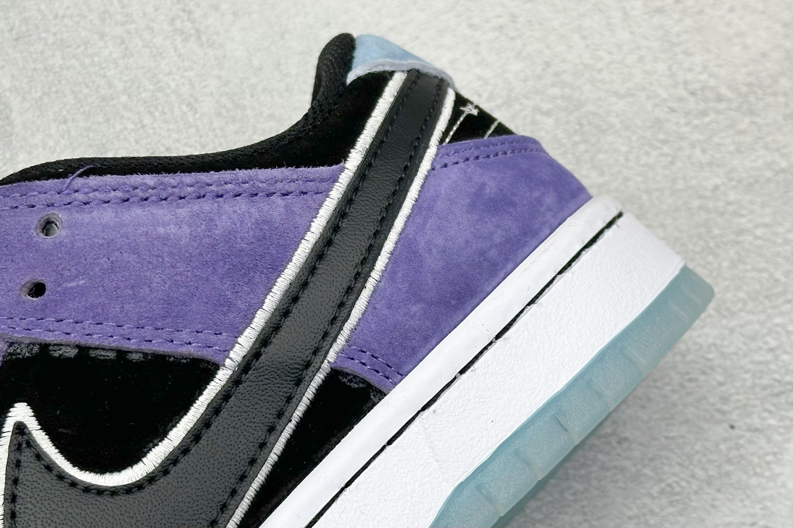 史诗级Nike Dunk SB DUNK LOW PRO 紫黑白 HJ0513-500