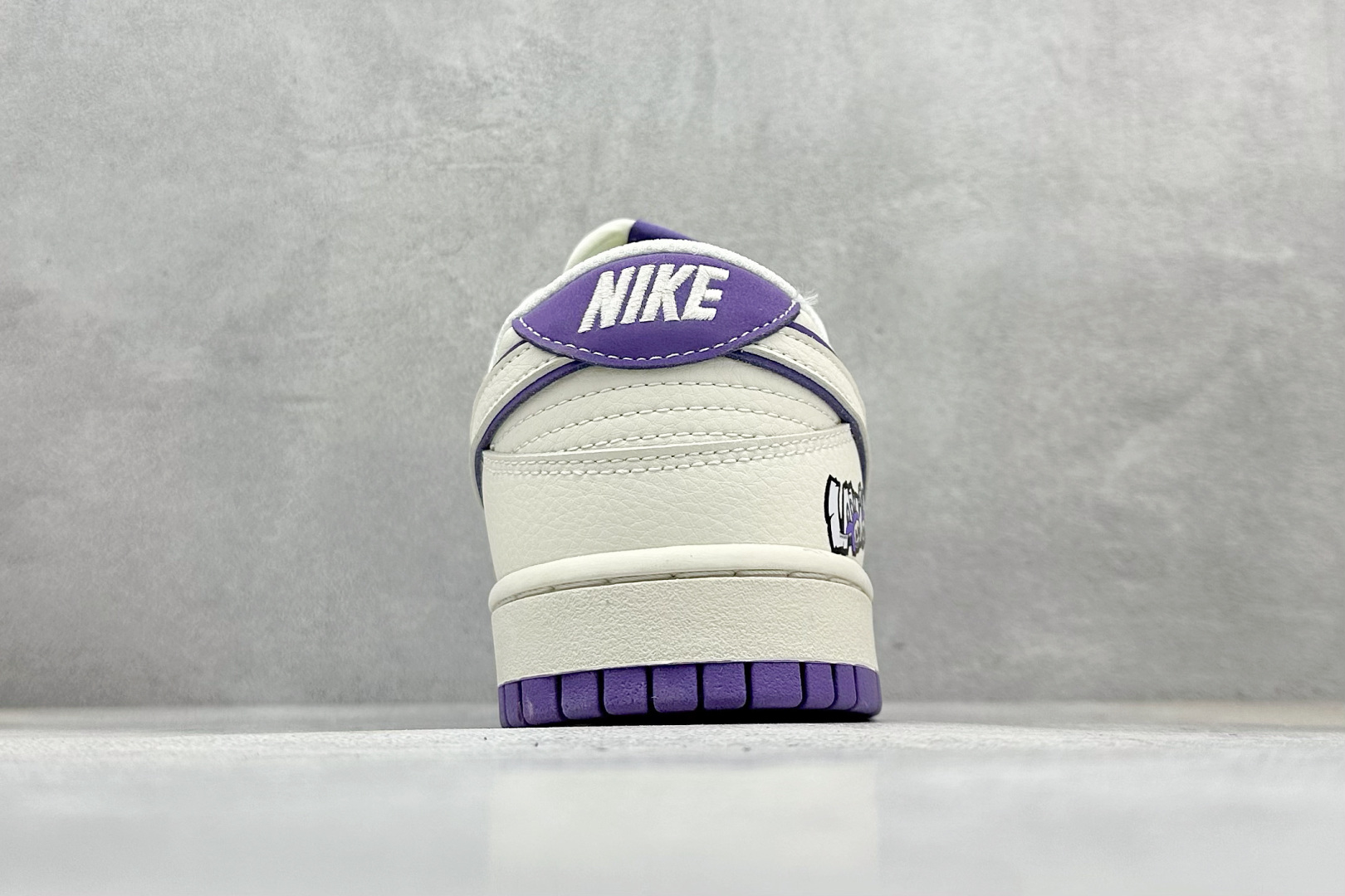 NIKE SB Dunk Low RETRO x LABUBU 紫白 DS6608-007