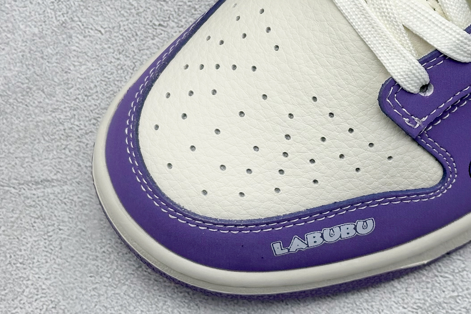 NIKE SB Dunk Low RETRO x LABUBU 紫白 DS6608-007