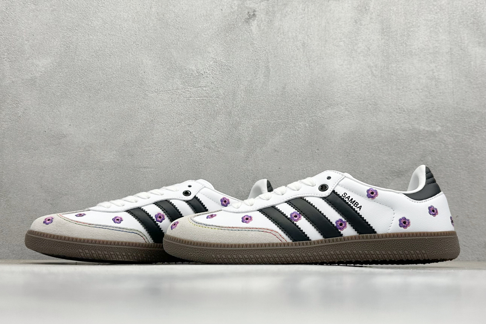 Adidoriginals Samba 灰白小花 IF4390
