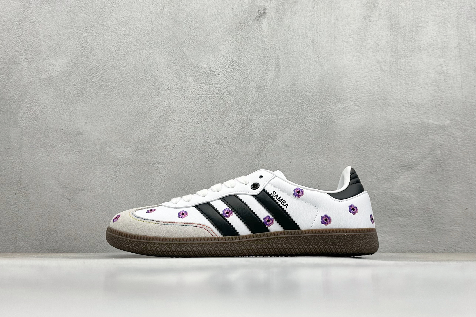 Adidoriginals Samba 灰白小花 IF4390