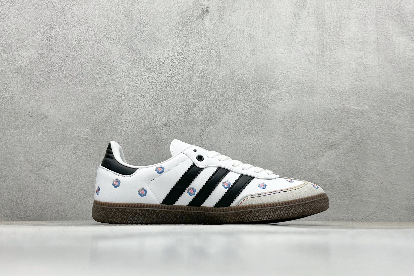 Adidoriginals Samba 灰白小花 IF4392
