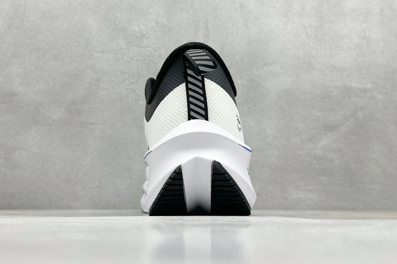 NIKE ZOOM PLUS 全新跑鞋 CK4318-158