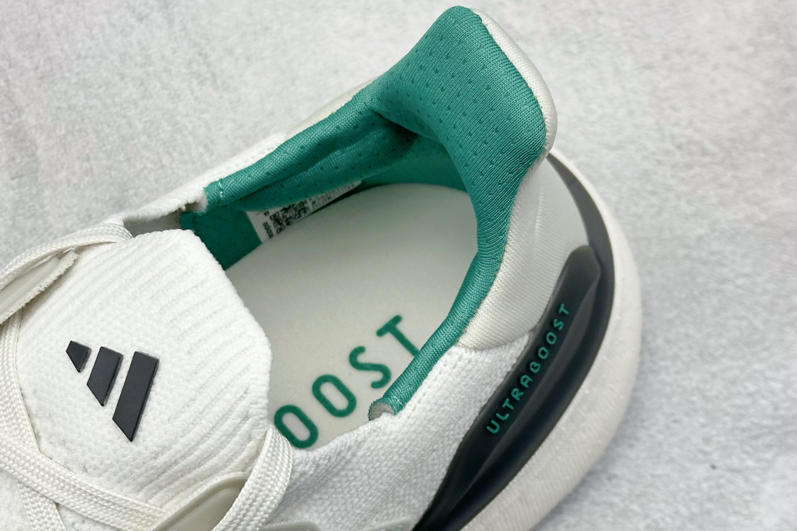 放店私
RS版 AD Ultraboost 5X 阿迪达斯新款休闲爆米花跑步鞋

货号：JQ2903
