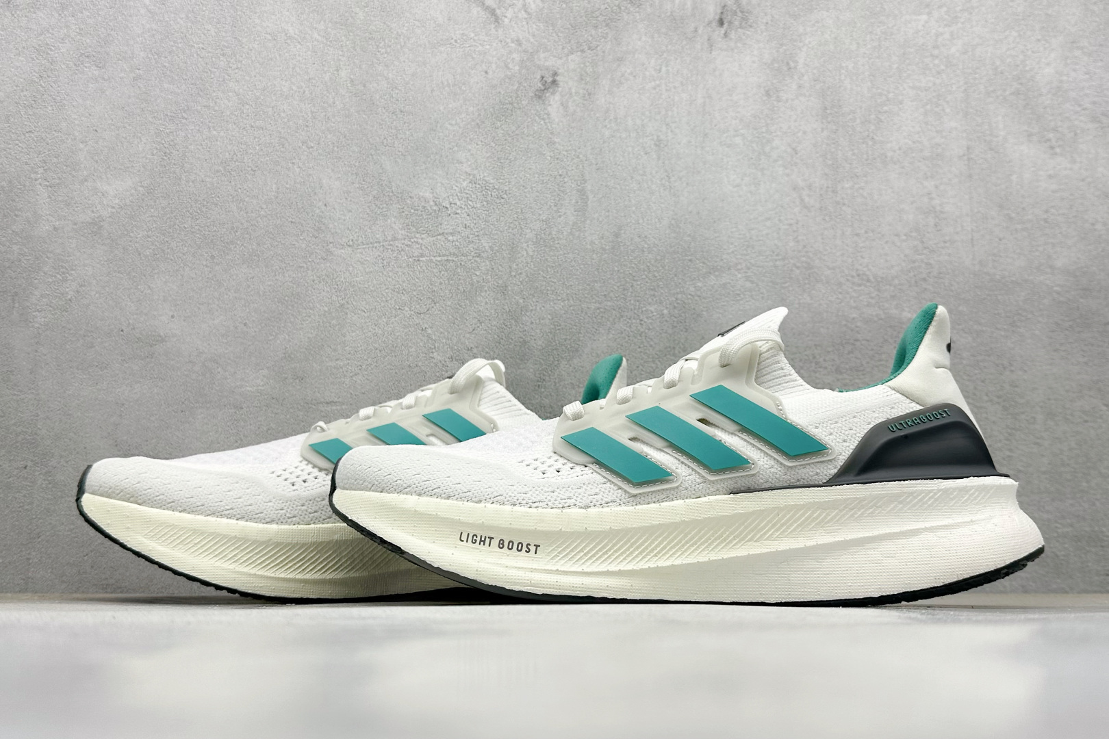  放店私
RS版 AD Ultraboost 5X 阿迪达斯新款休闲爆米花跑步鞋

货号：JQ2903
