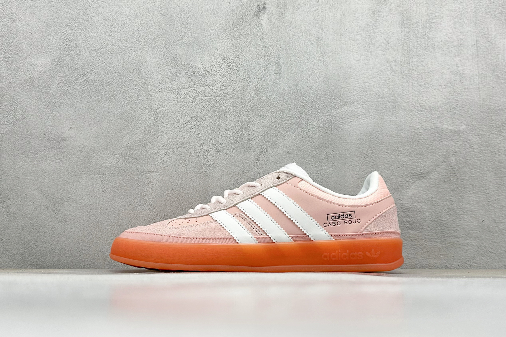 W版Bad Bunny x AD Gazelle Indoor Trainers 联名羚羊内训系列低帮复古百搭休闲运动德训风板鞋 JS5052